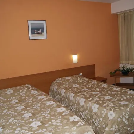 Szálloda Fors